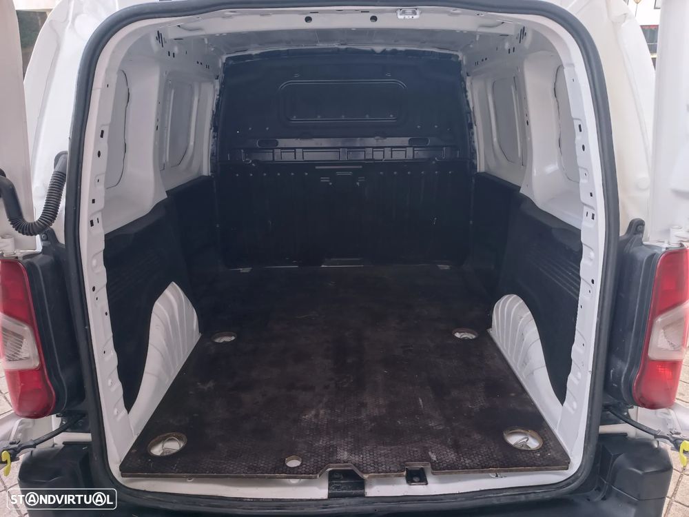 Citroën BERLINGO 1.6 hdi 100cv IVA / Dedutível - 17