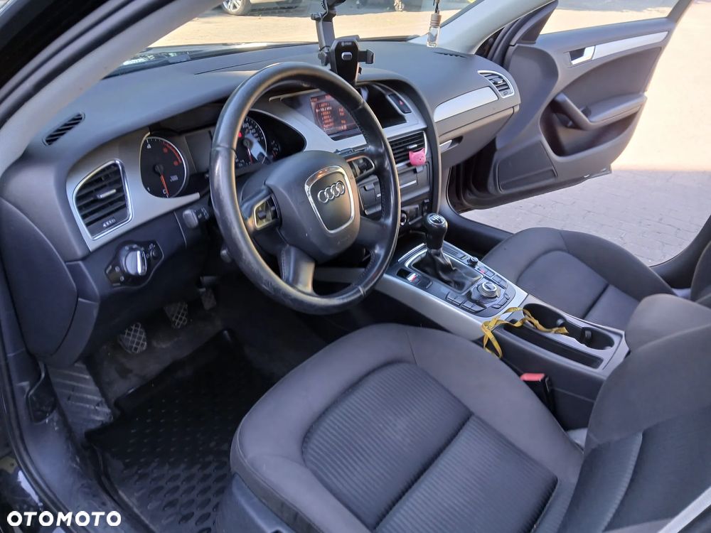 Audi A4 Avant 2.0 TDI - 14