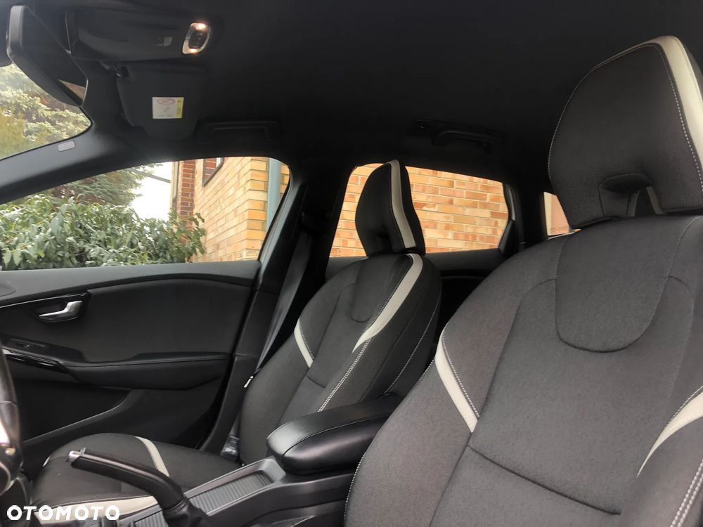Volvo V40 D3 Geartronic Inscription - 21