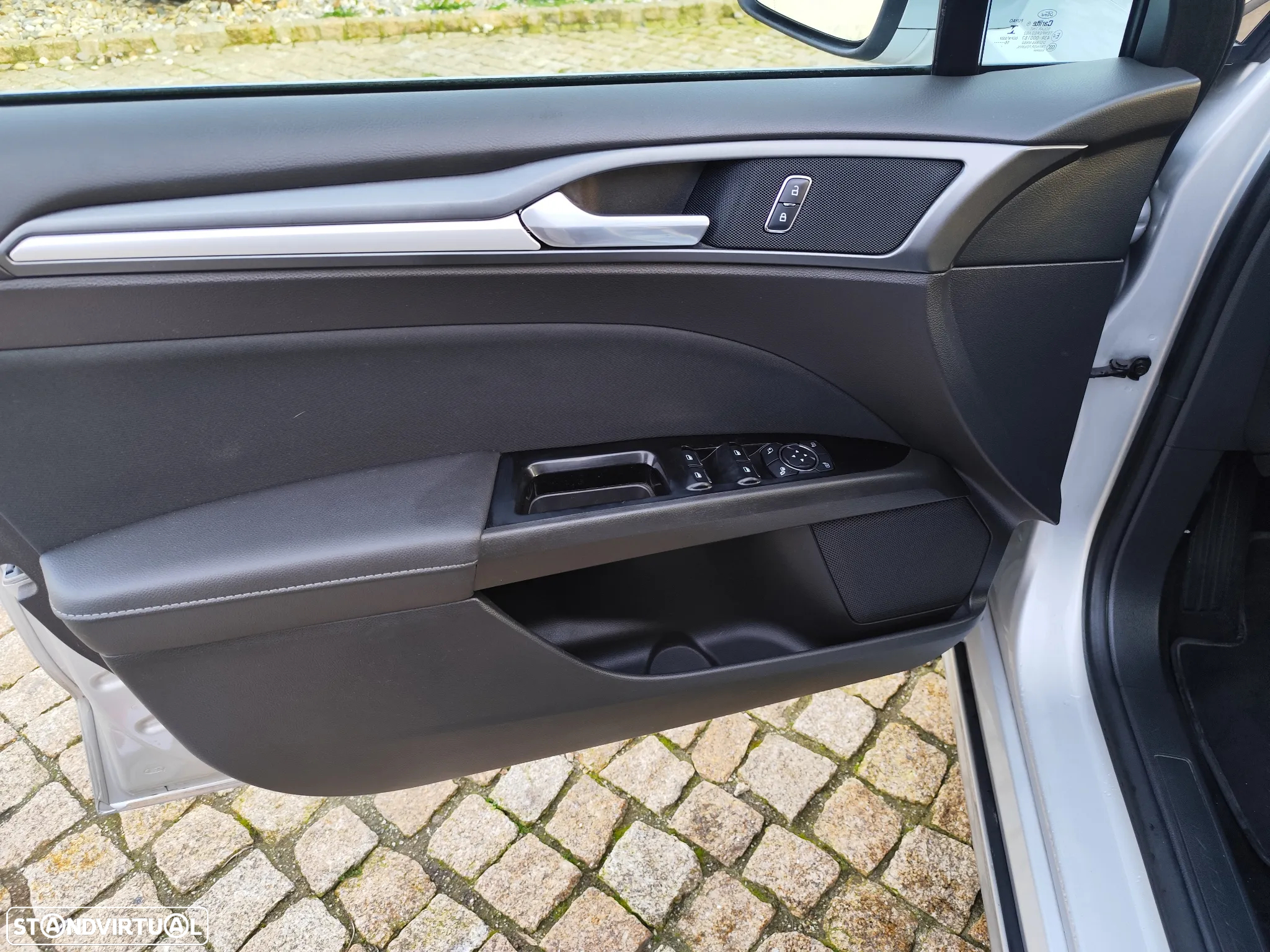 Ford Mondeo SW 1.5 TDCi Business Plus ECOnetic - 23