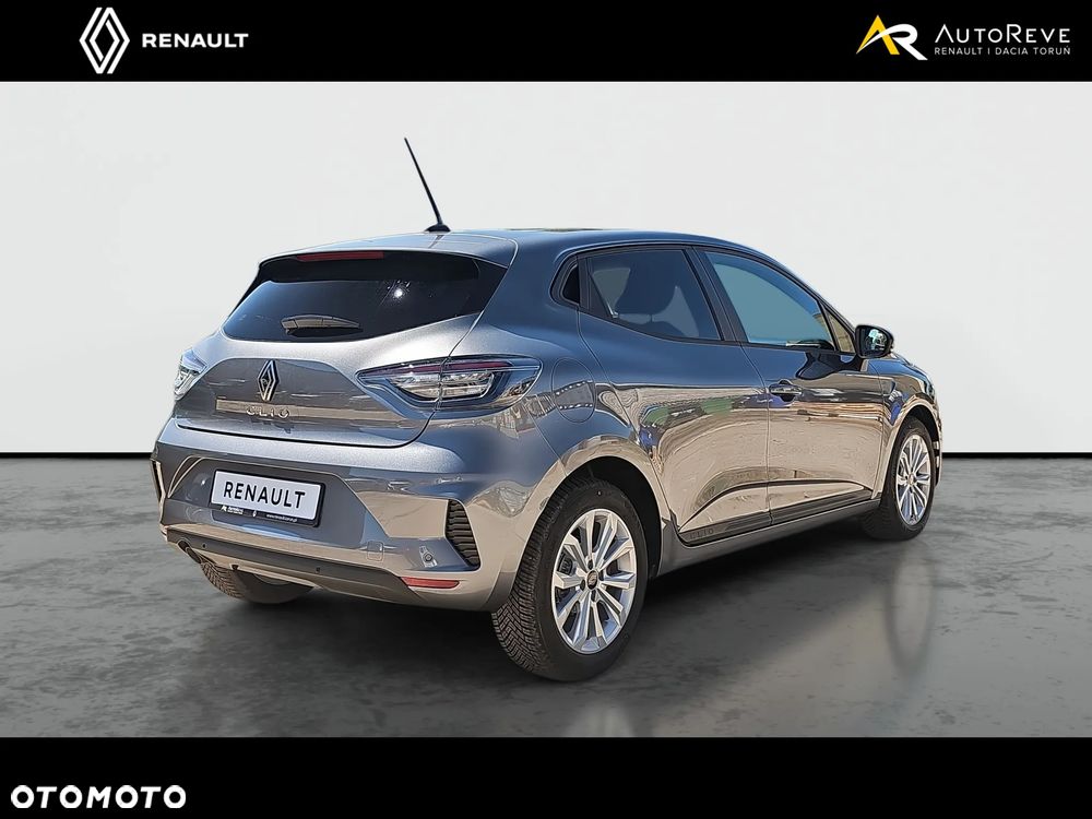 Renault Clio - 6