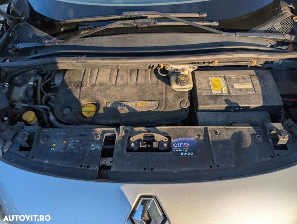 Renault Grand Scenic - 16