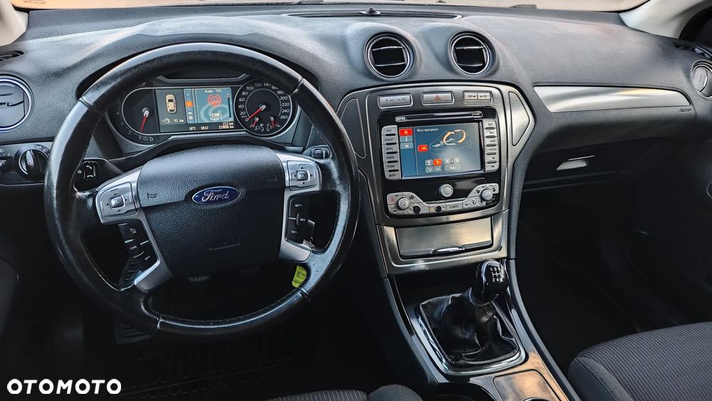 Ford Mondeo 2.0 Titanium - 11