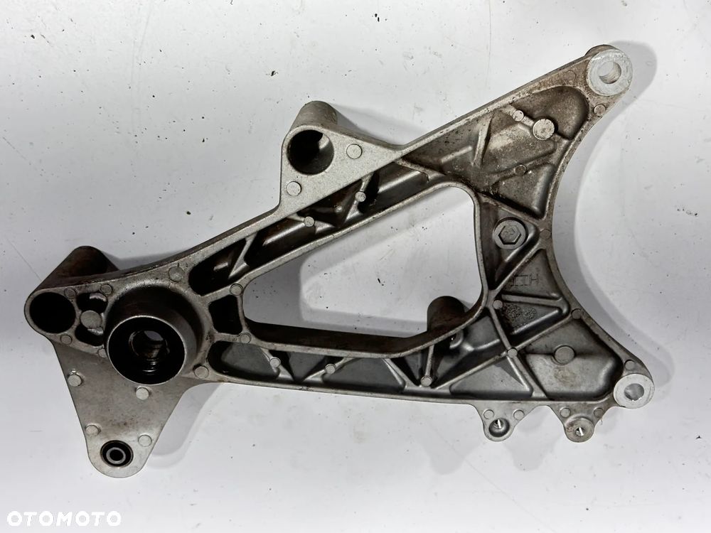 Wahacz mocowanie tłumika  Honda PCX 125 18-20R - 3