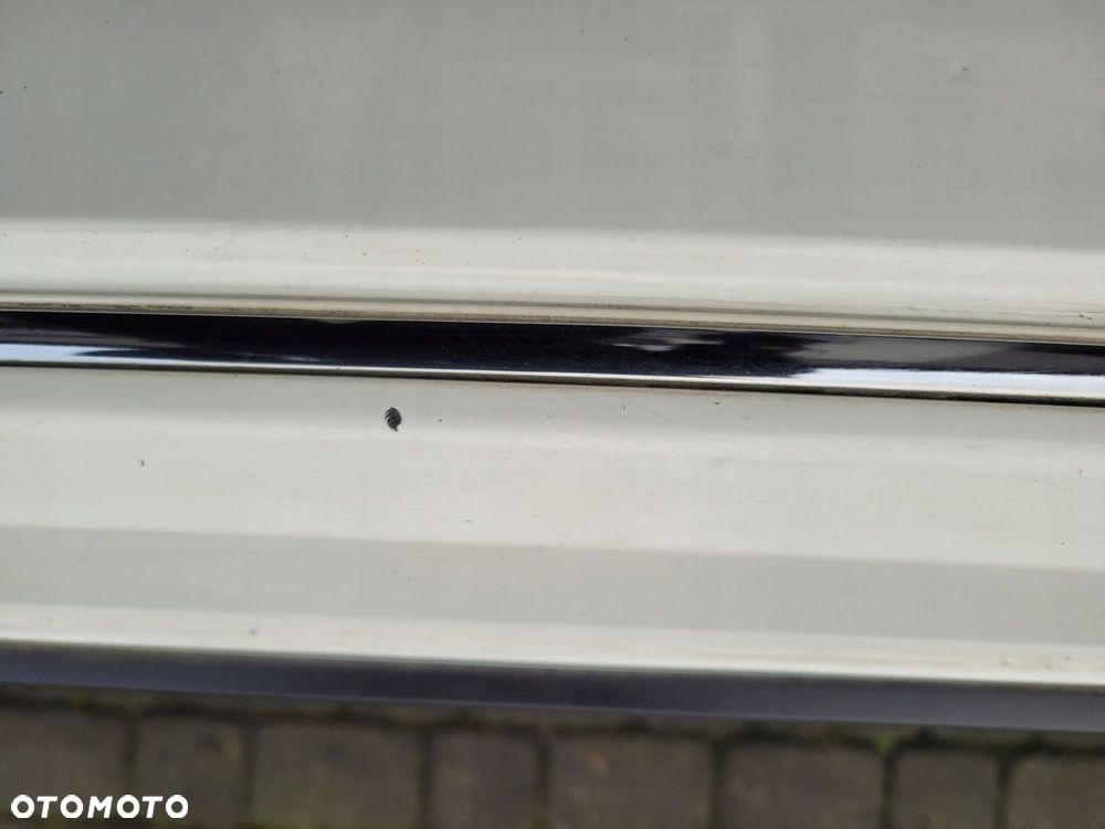 MERCEDES W204 KOMBI ZDERZAK TYLNY TYŁ 3.0 CDI V6 2 WYDECHY 650 BIAŁY - 11