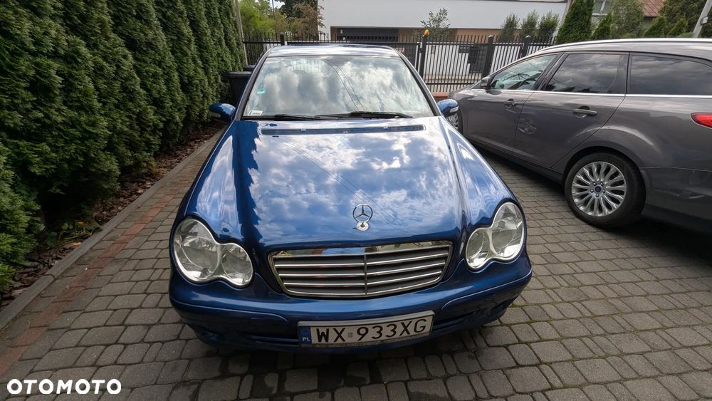 Mercedes-Benz Klasa C 180 T Kompressor Classic - 5