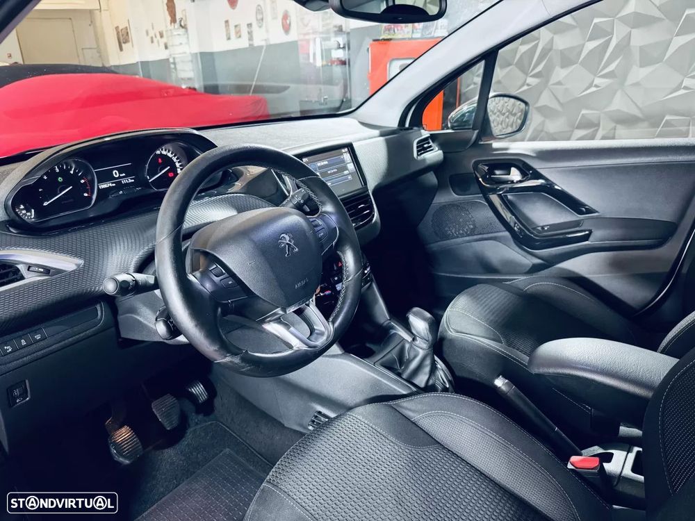 Peugeot 208 1.6 BlueHDi Allure - 26
