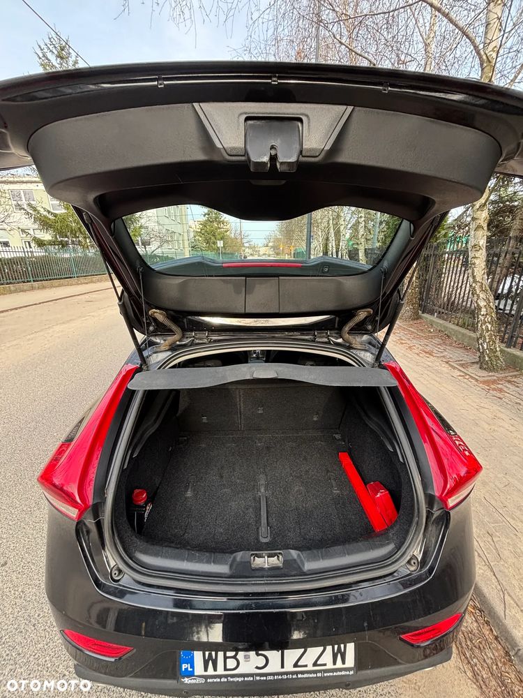 Volvo V40 D3 Geartronic Summum - 37