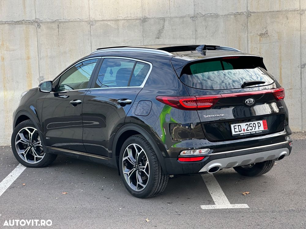 Kia Sportage 2.0 CRDI AWD Eco-Dynamics+ (48V M-H) Aut. GT LINE - 4