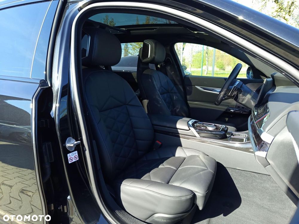 BMW Seria 7 - 20