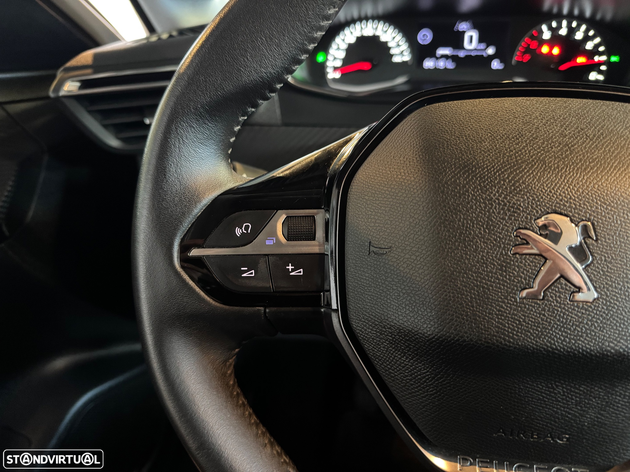 Peugeot 208 1.5 BlueHDi Active - 10