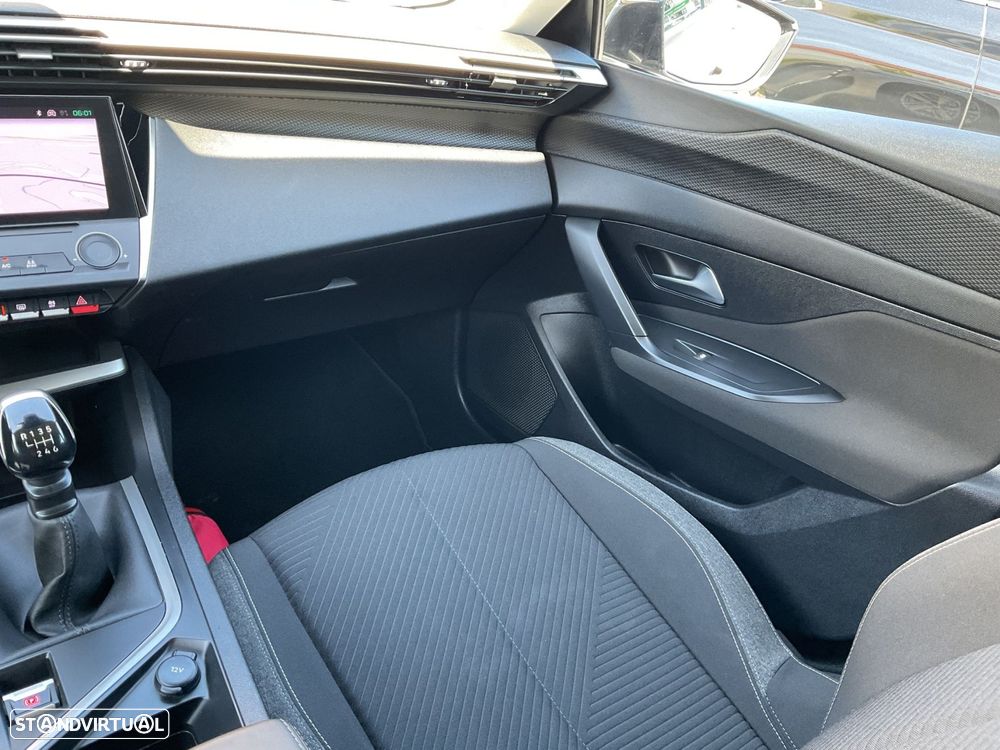 Peugeot 308 1.2 PureTech Active Pack - 33