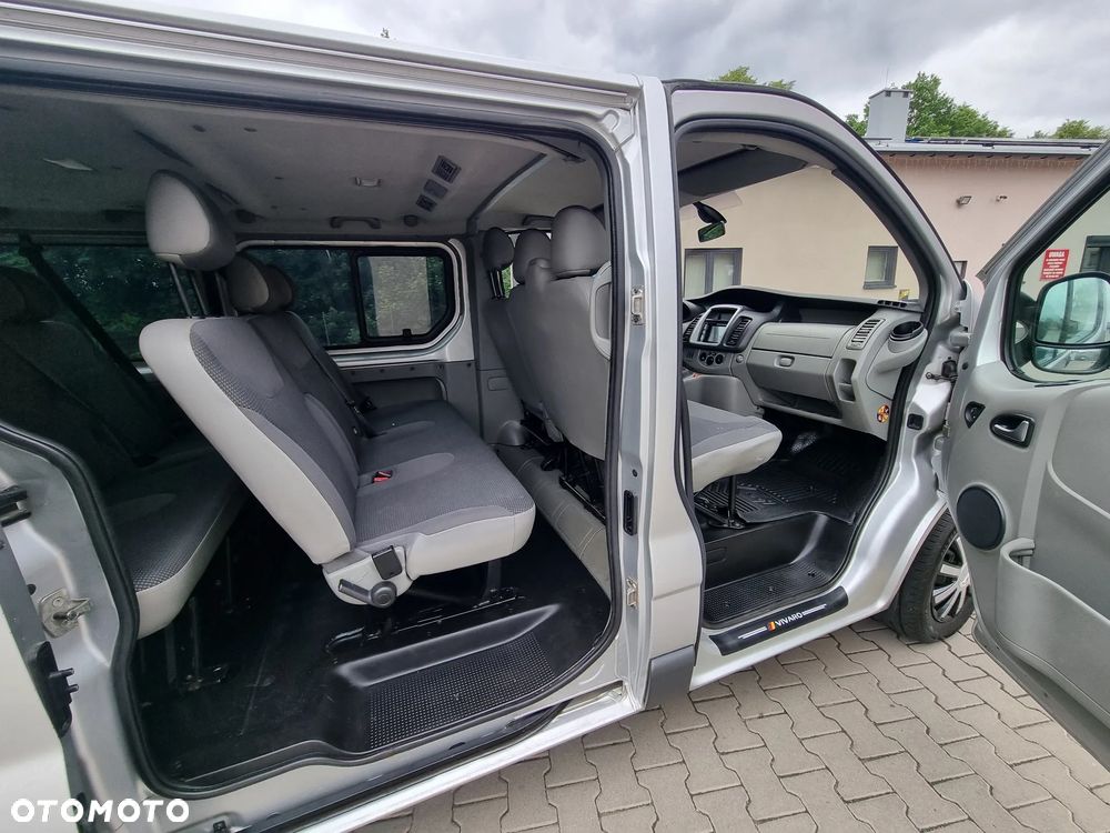 Opel Vivaro L2H1 2.9t - 7