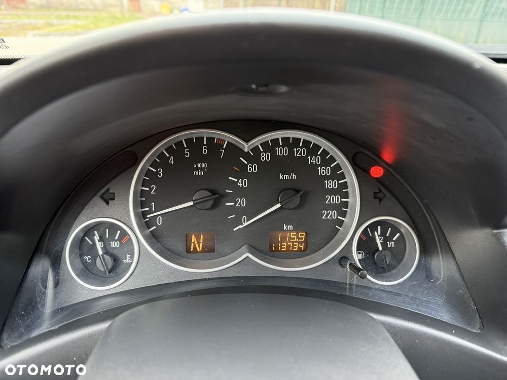 Opel Corsa 1.2 16V Cosmo Easytronic - 26