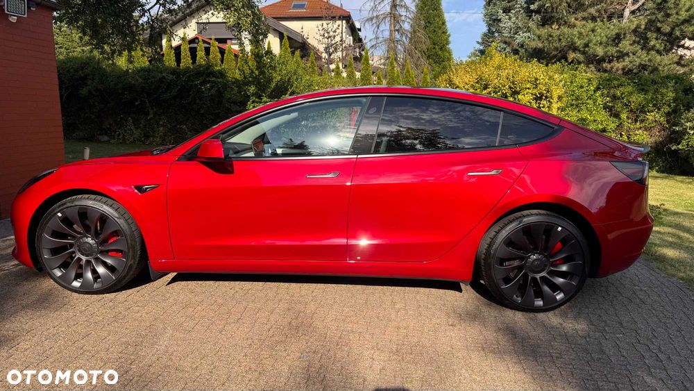 Tesla Model 3 - 3