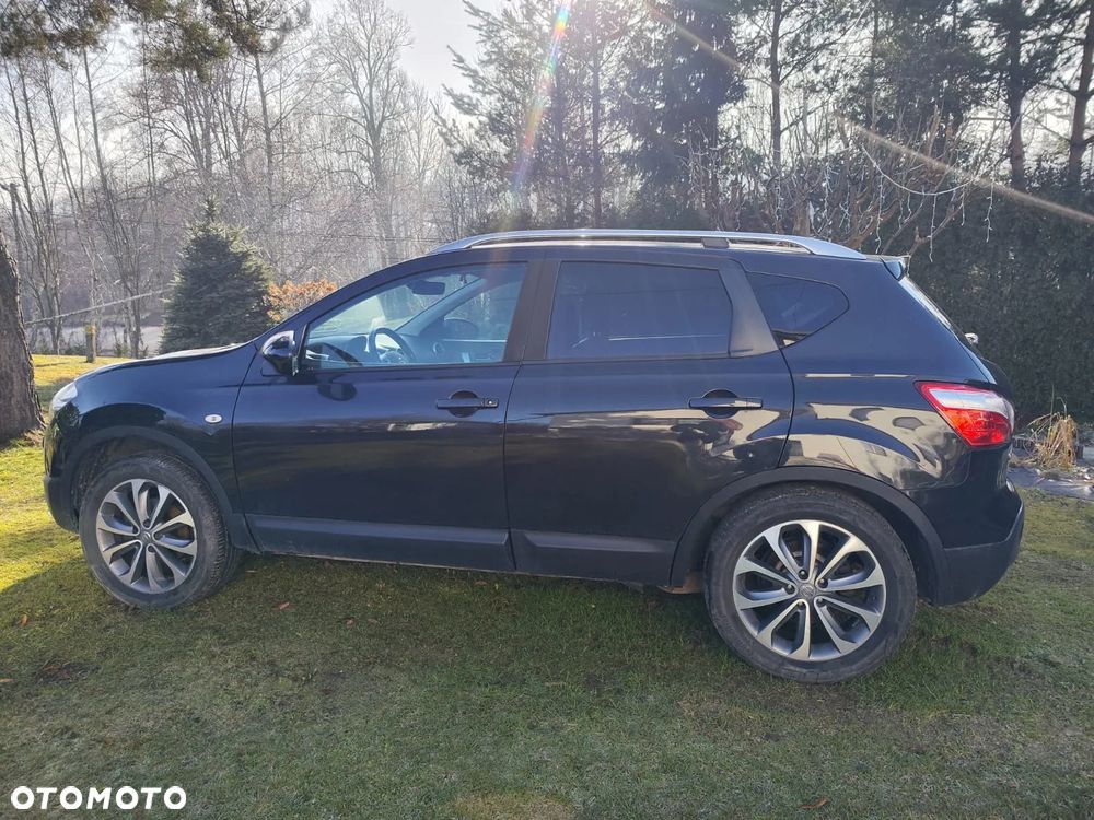 Nissan Qashqai 2.0 dCi DPF tekna - 5