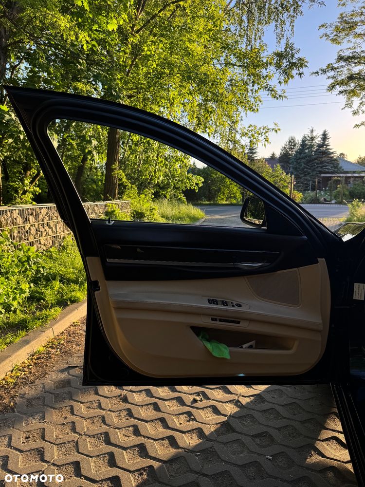 BMW Seria 7 730d - 18