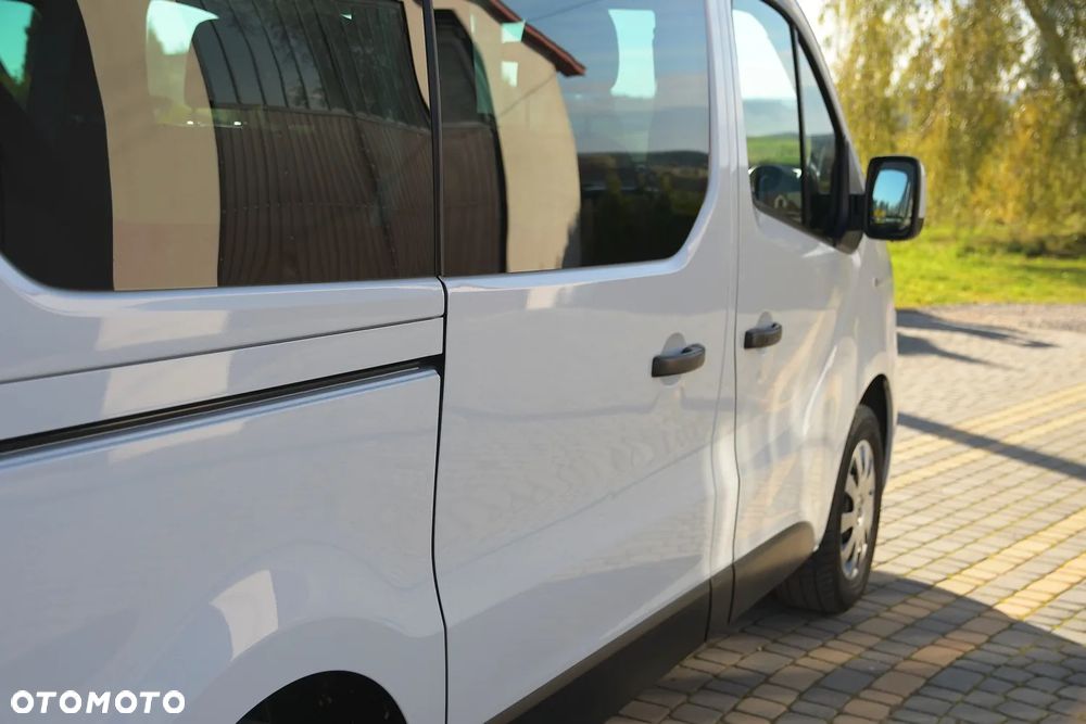 Renault Trafic - 16