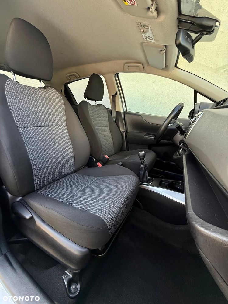 Toyota Yaris 1.33 Prestige - 5