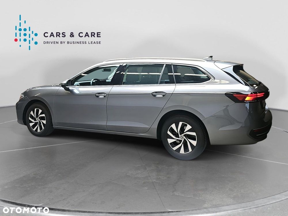 Volkswagen Passat - 27