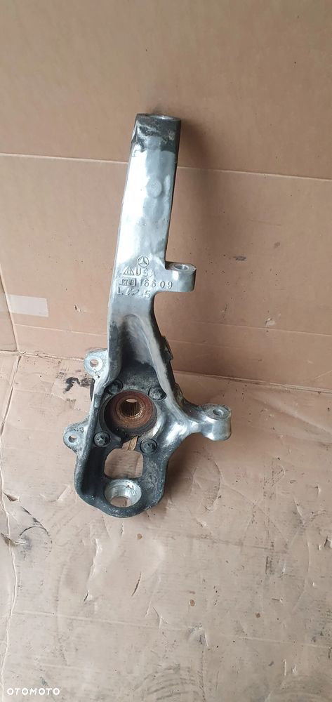 Zwrotnica lewy przód przednia lewa Mercedes GL X166 W166 GL350 3.0 CDI 16609 - 5
