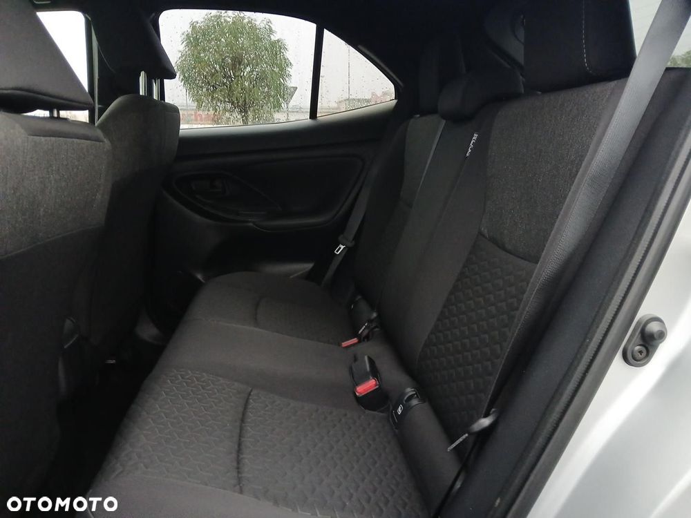 Toyota Yaris Cross Hybrid 1.5 Comfort - 15