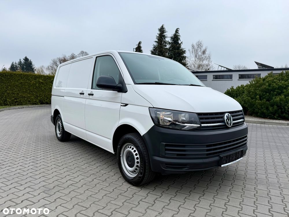 Volkswagen Transporter - 2