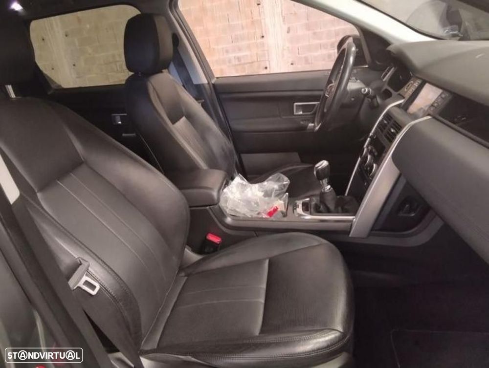 Land Rover Discovery Sport - 4