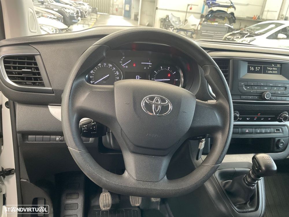Toyota Proace Verso 2.0 D-4D L1 1.0T Comfort 9L - 18