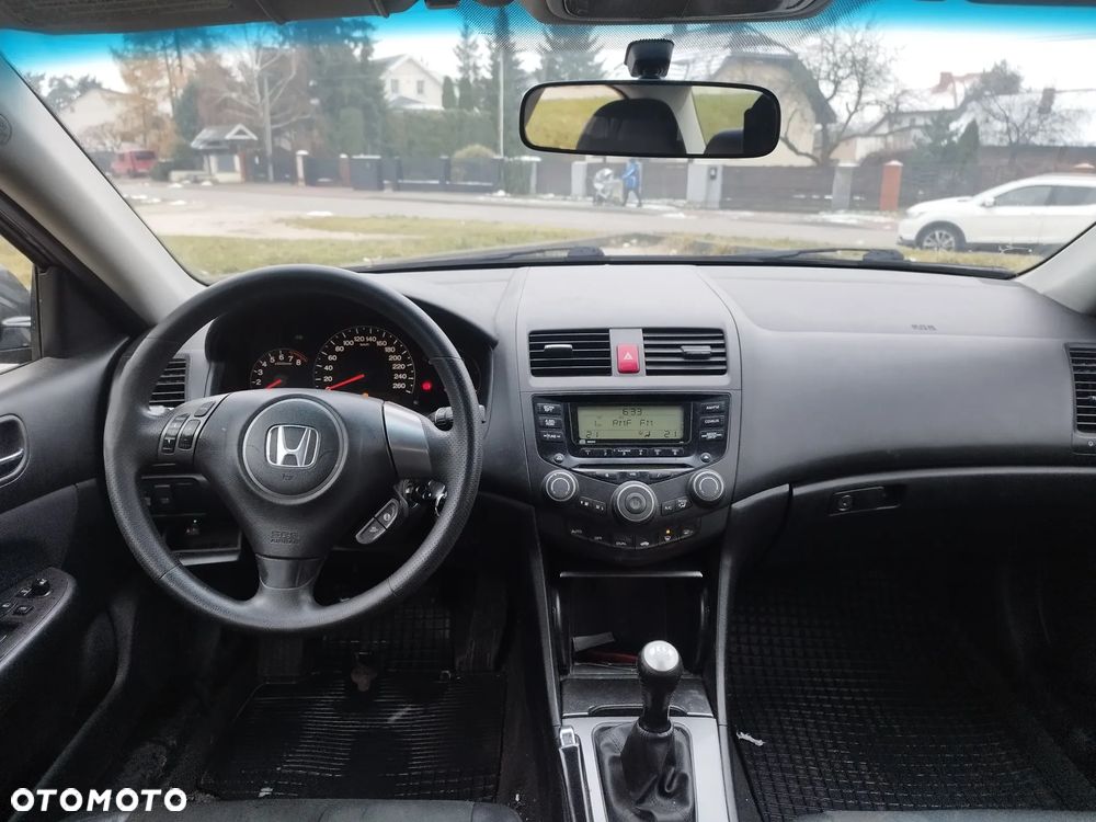 Honda Accord 2.0 Comfort - 13