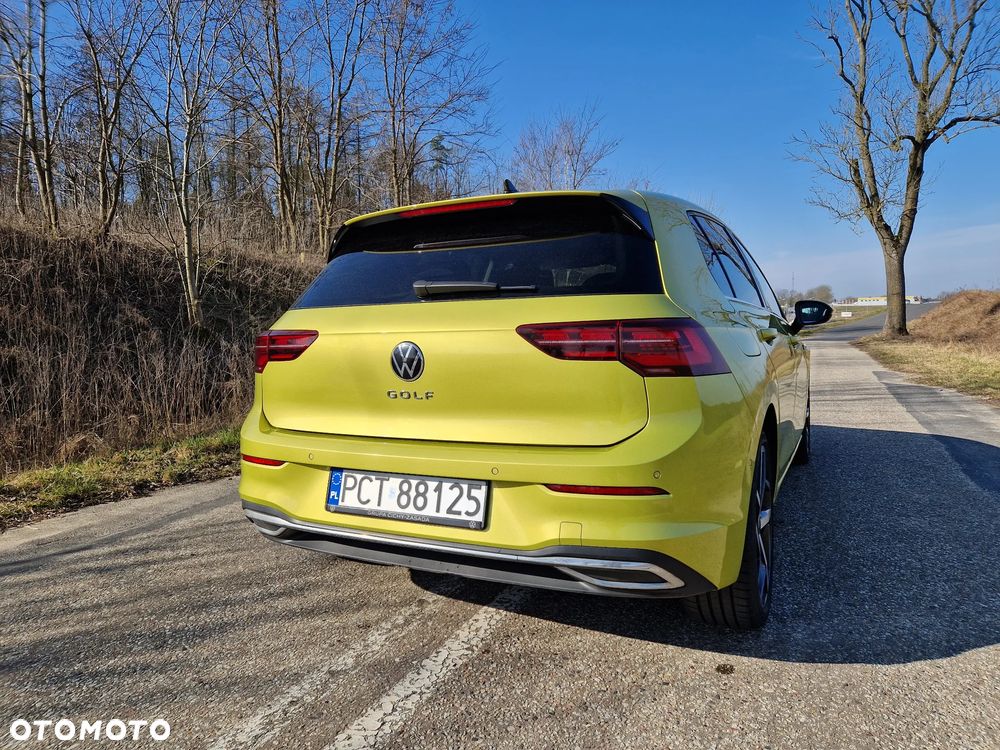 Volkswagen Golf 1.5 TSI BMT Evo IQ Drive DSG - 9