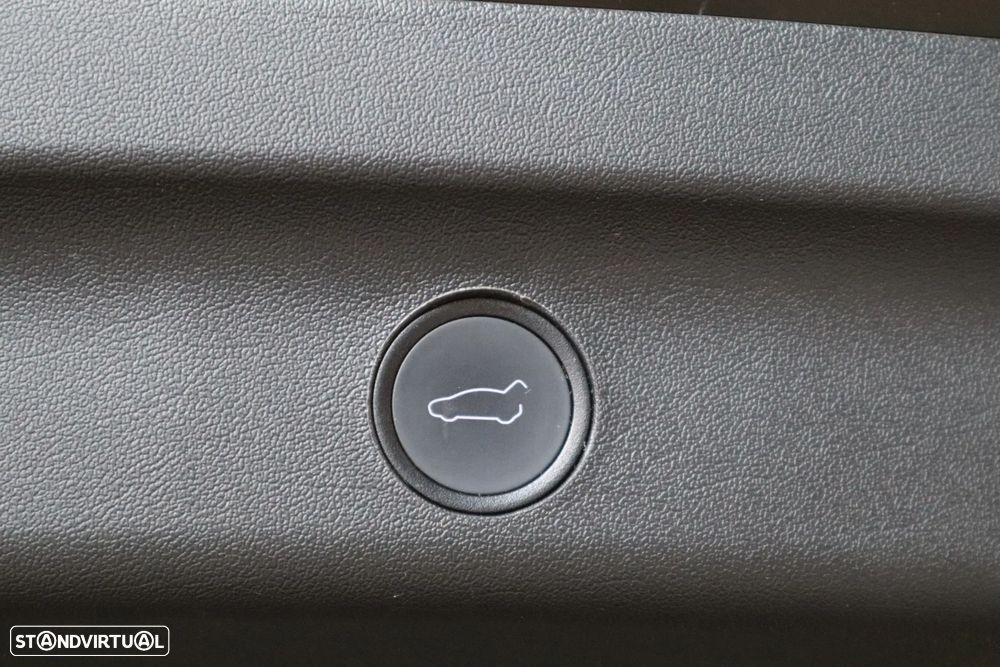 Tesla Model Y Standard - 8