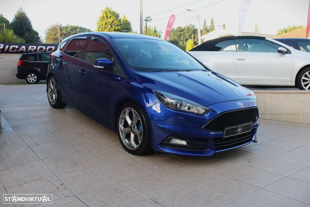 Ford Focus - 3