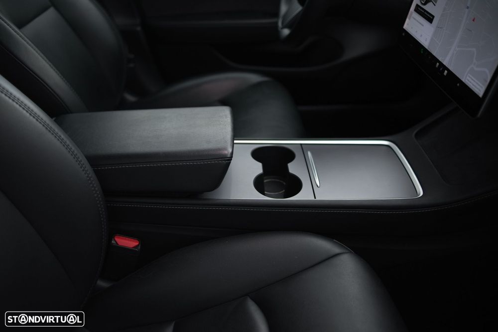 Tesla Model 3 Standard RWD Plus - 28