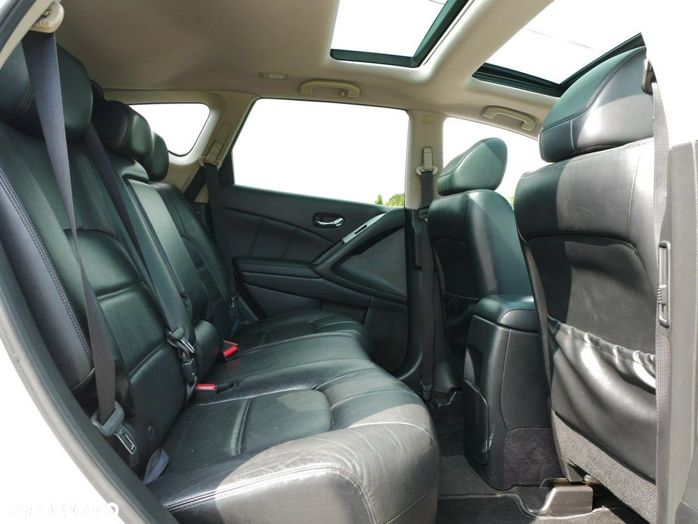Nissan Murano 2.5 D Premium - 29