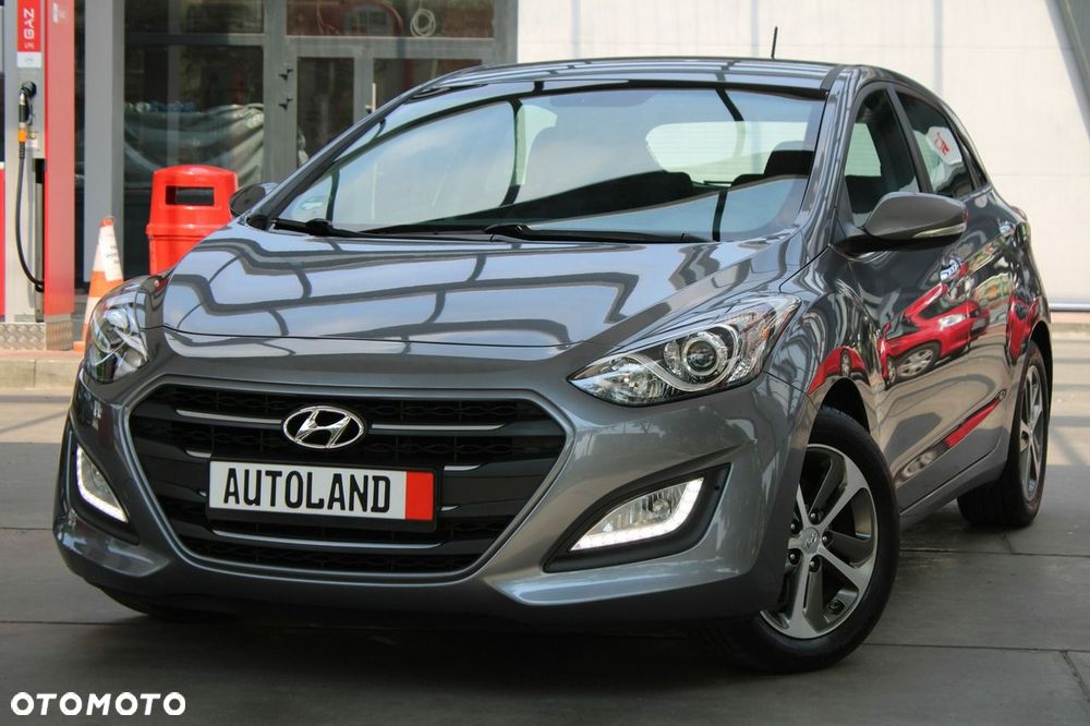 Hyundai i30 blue 1.4 Passion - 19