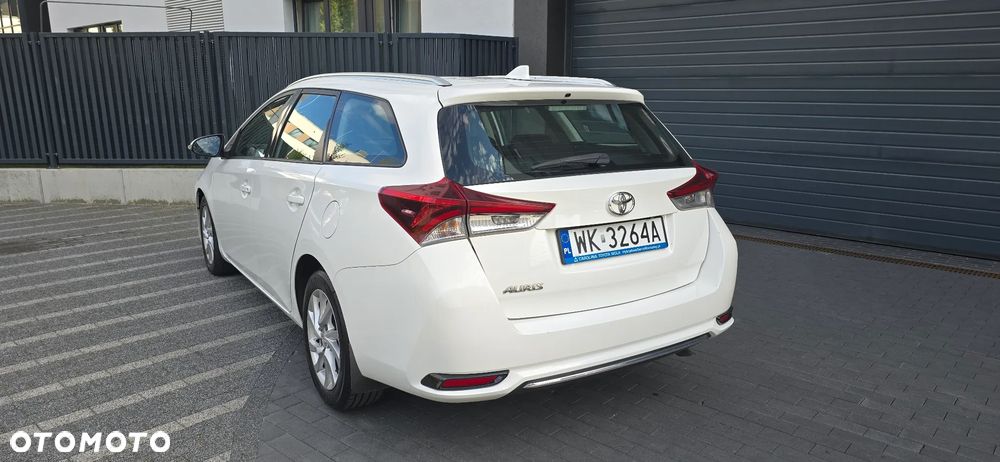 Toyota Auris 1.4 D-4D Life - 4