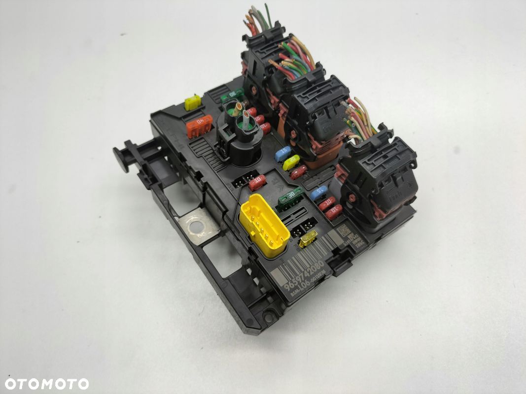 MODUŁ BSM SKRZYNKA BEZPIECZNIKÓW CITROEN PEUGEOT 9659742080 - 1