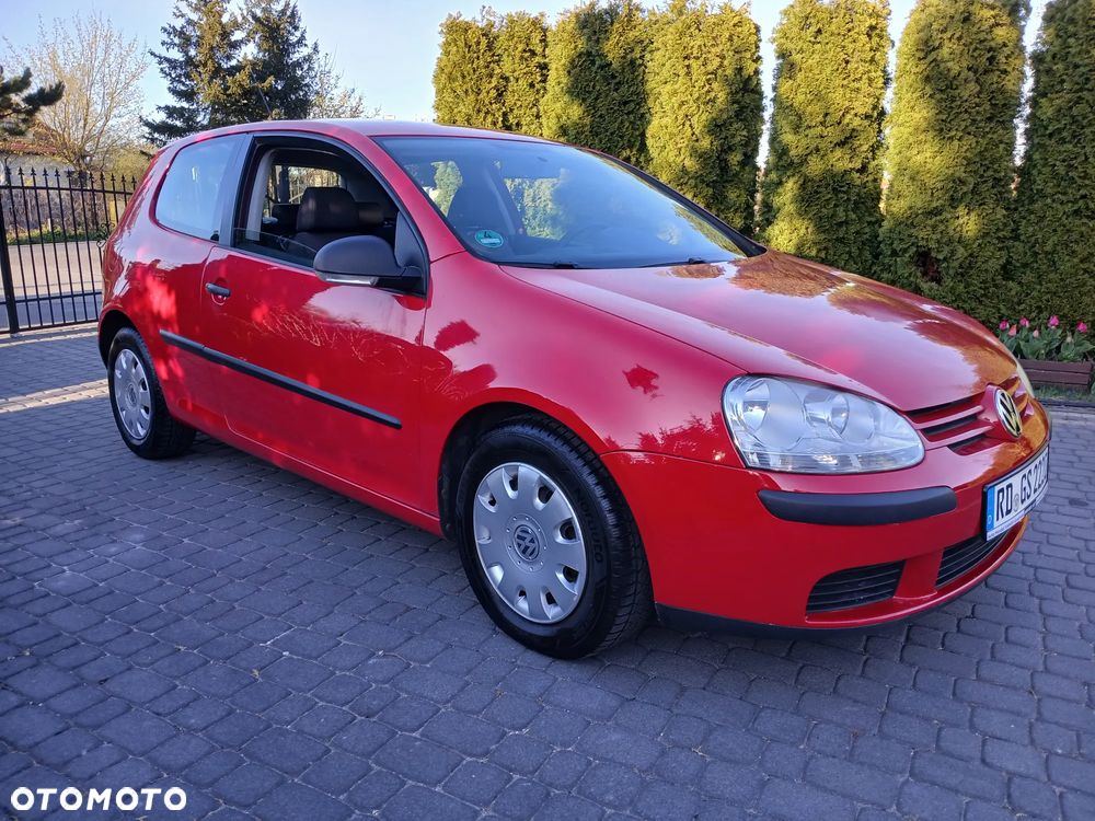 Volkswagen Golf 1.9 TDI DPF Trendline - 9