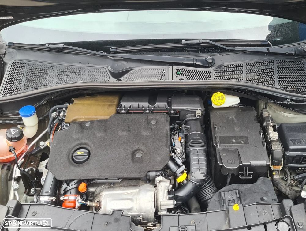 Citroën C4 Cactus 1.5 BlueHDi Feel Business - 24