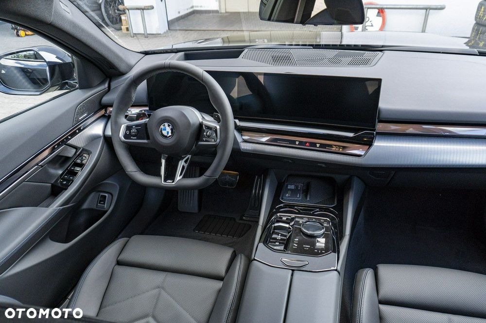 BMW Seria 5 - 17