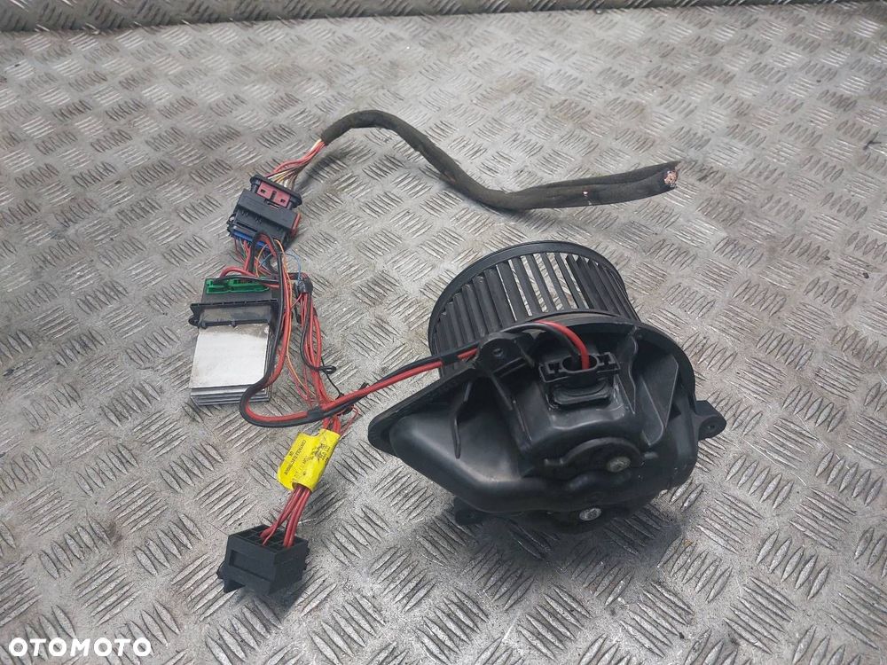 DMUCHAWA WENTYLATOR NAWIEWU + REZYSTOR RENAULT SCENIC I LIFT 73418412 - 1