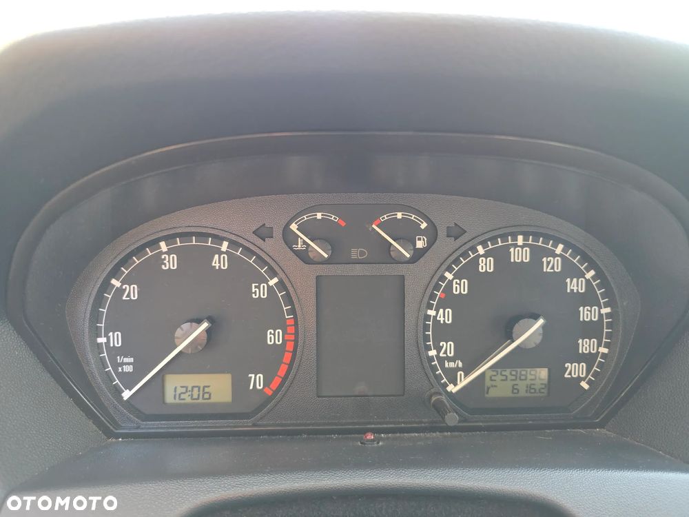 Skoda Fabia 1.4 16V Classic - 9