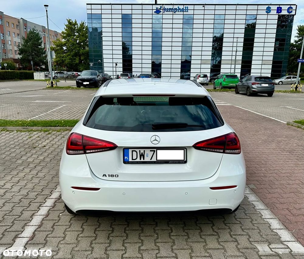 Mercedes-Benz Klasa A 180 Style 7G-DCT - 4