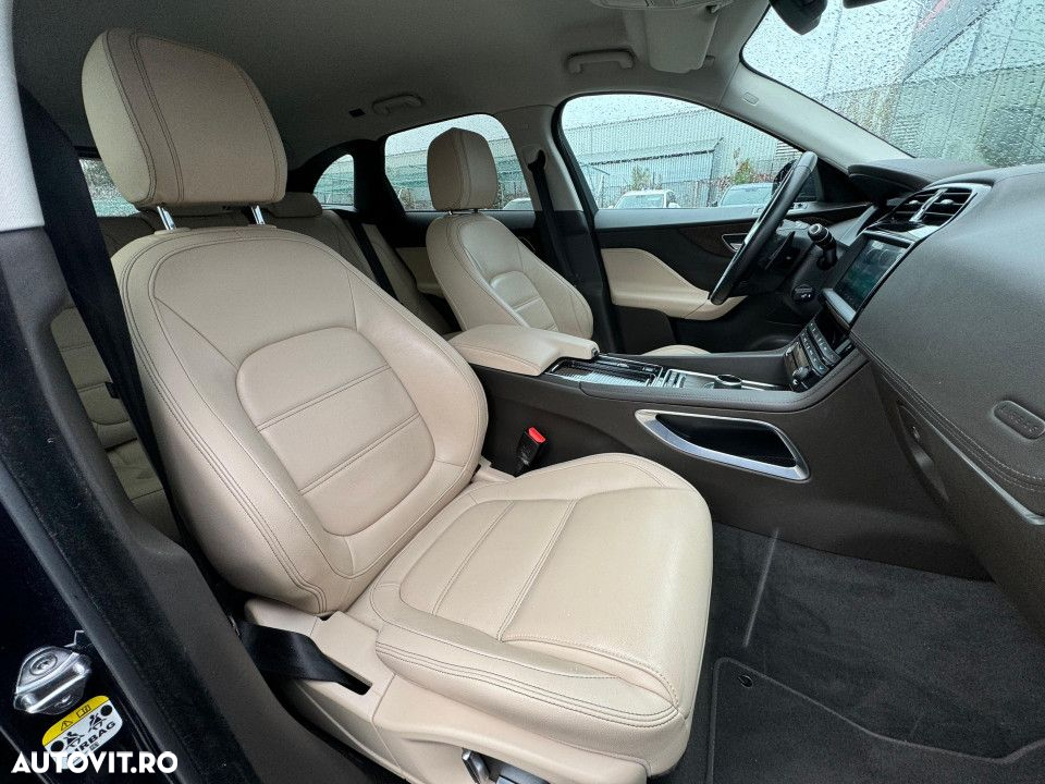 Jaguar F-Pace 20d AWD Aut. Prestige - 16