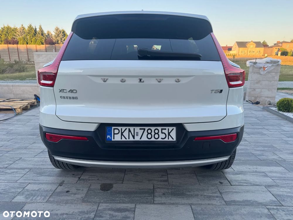 Volvo XC 40 - 7