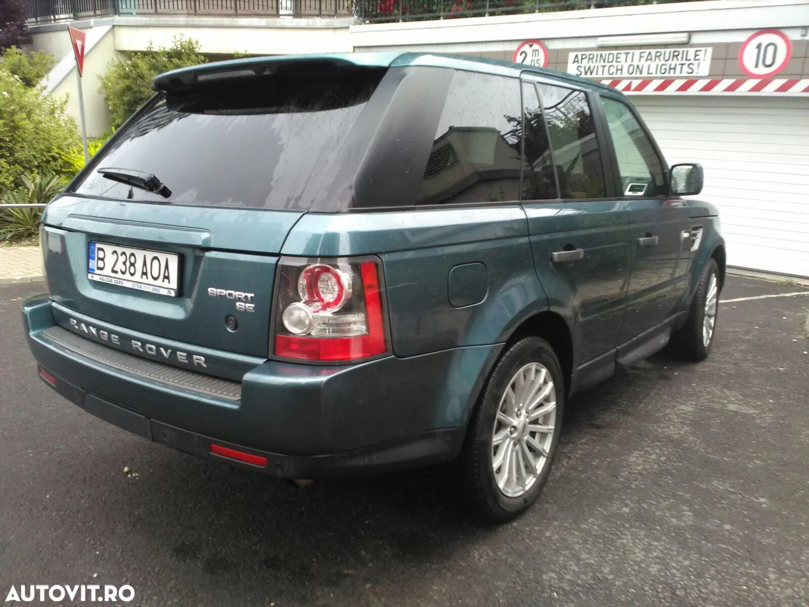 Land Rover Range Rover 3.6 TDV8 HSE Aut - 2