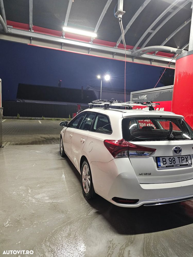 Toyota Auris 1.8 L VVT-i Luna - 12