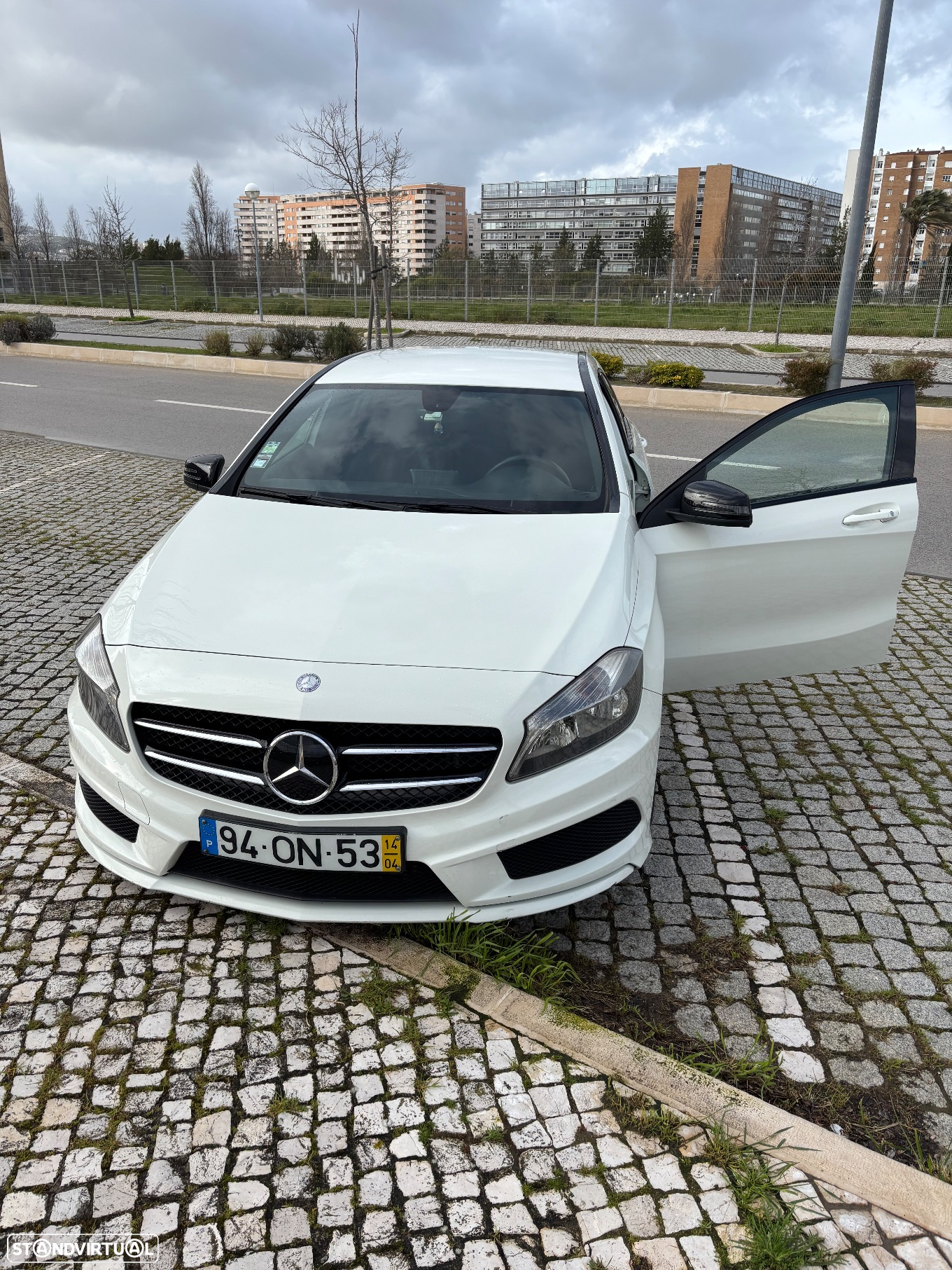 Mercedes-Benz A 200 CDi BE AMG Line - 15