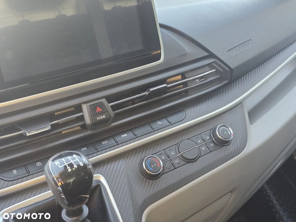 Maxus Deliver 9 - 12